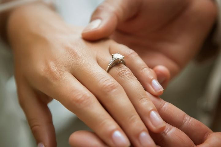 how to choose engagement ring