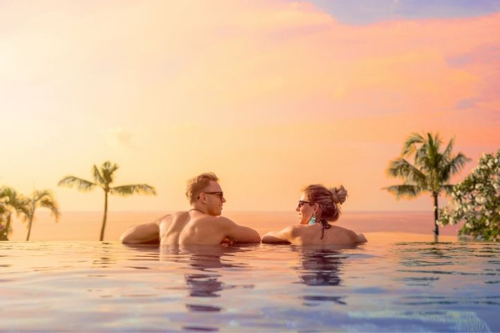 romantic honeymoon essentials
