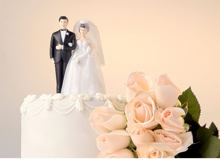 different types of wedding cake toppers