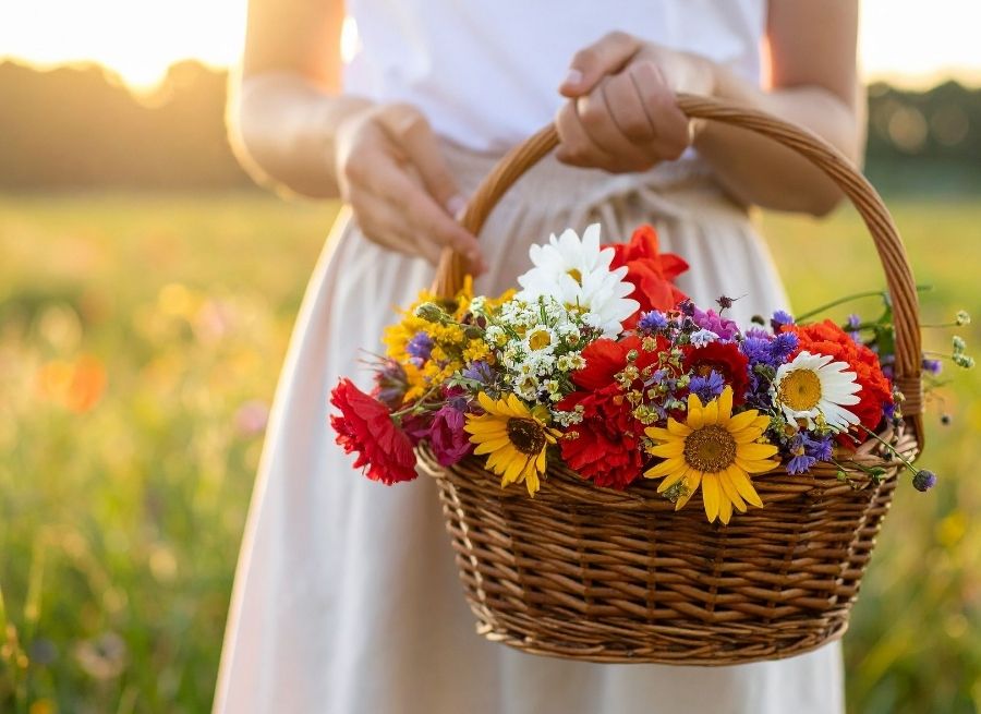 flower girl basket materials compared