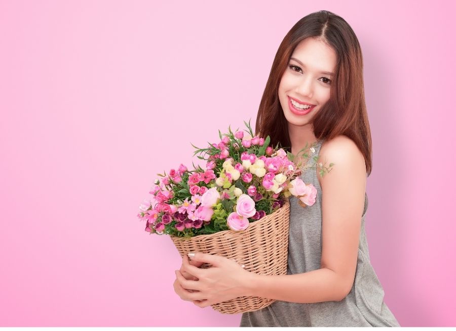 how to choose a flower girl basket