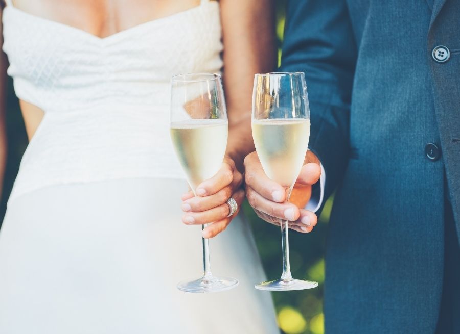 wedding champagne flute materials compared