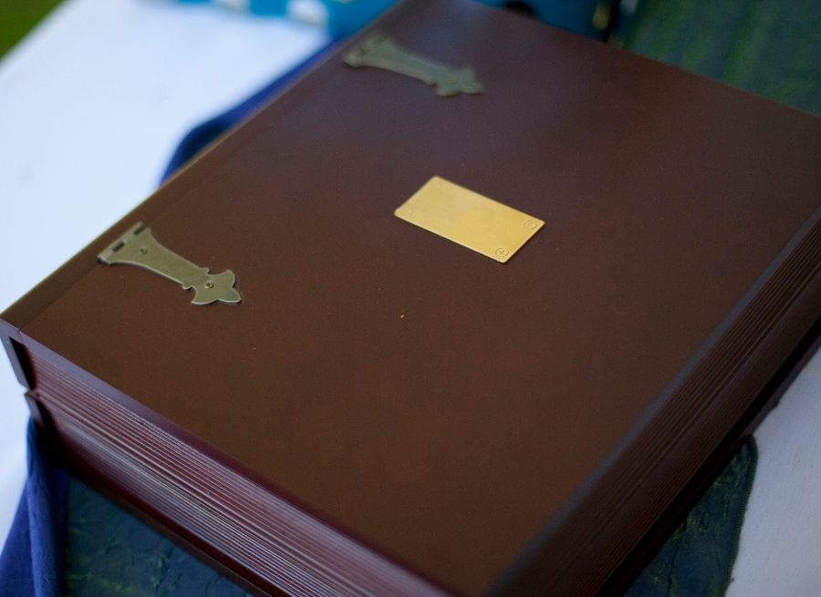 wedding keepsake box materials compared