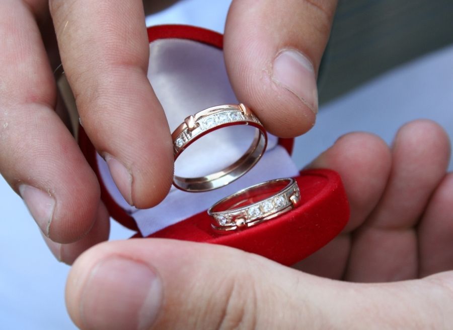 wedding ring box materials compared